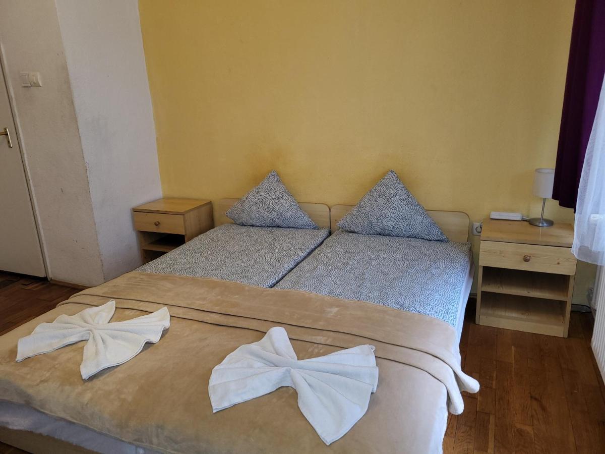 Casa Nora Hotel - Budapest — Photos 1